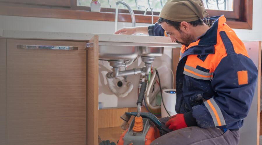 Local expert plumbing services in Carbon, IN